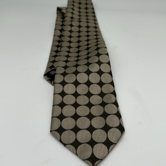 Harry Rosen 100% silk tie - Picture 2 of 2